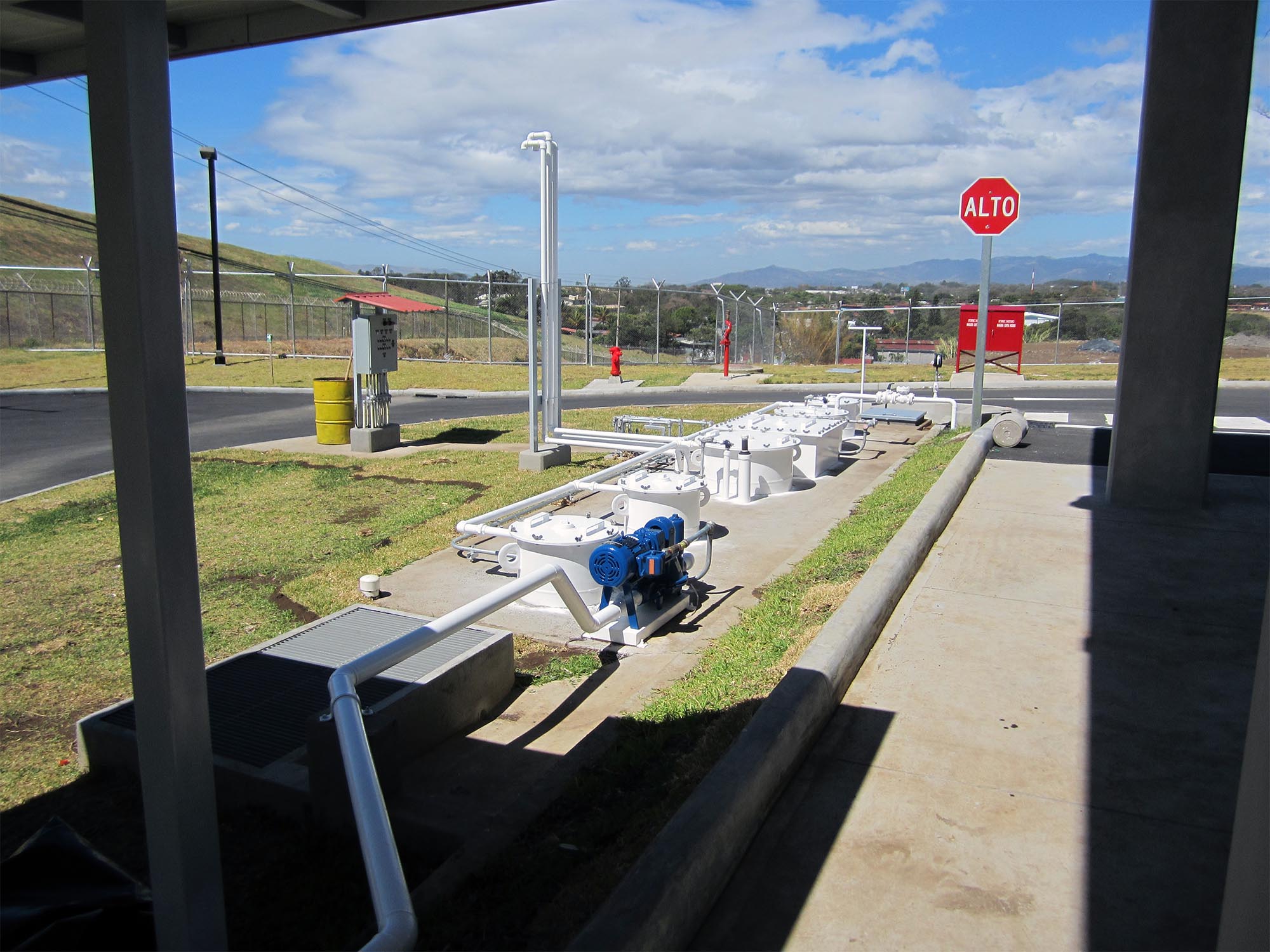 Underground Oil-Water Separator with Sludge and Recovered Oil Pumps